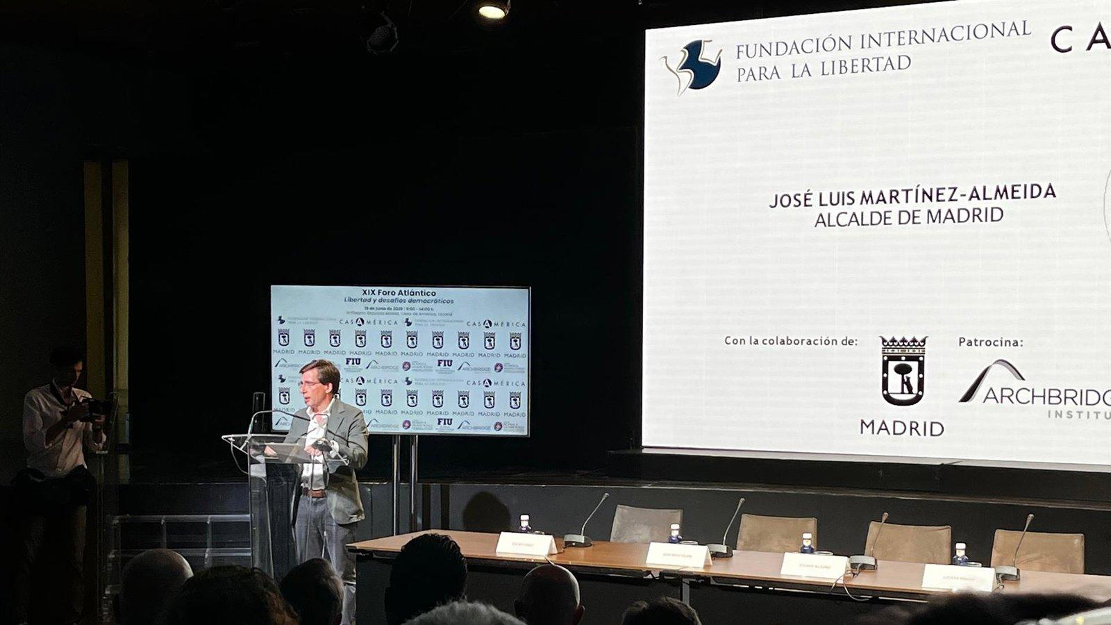 Almeida sitúa a la ciudad de Madrid como un bastión de libertad