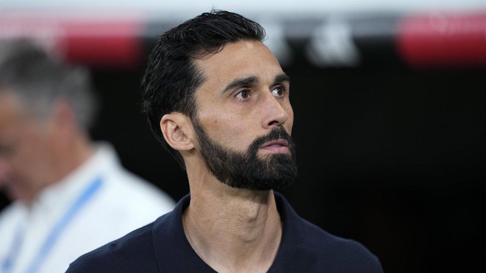 El Real Madrid oficializa la salida de Álvaro Arbeloa del banquillo