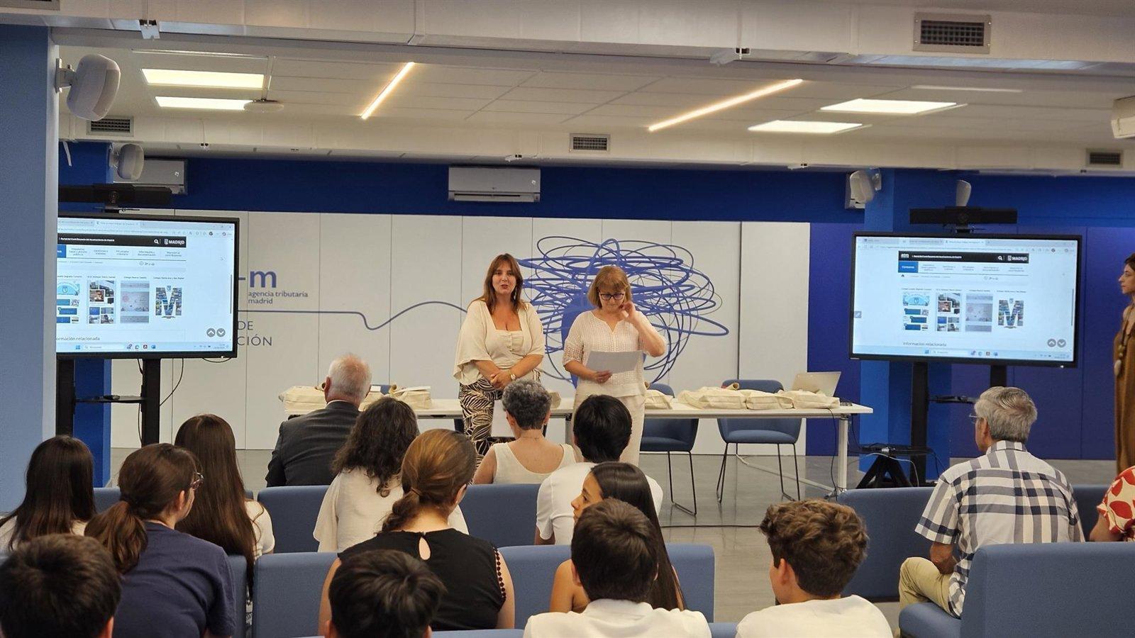 Colegios de Vallecas y Salamanca ganadores del concurso escolar 'Mis impuestos mejoran Madrid'