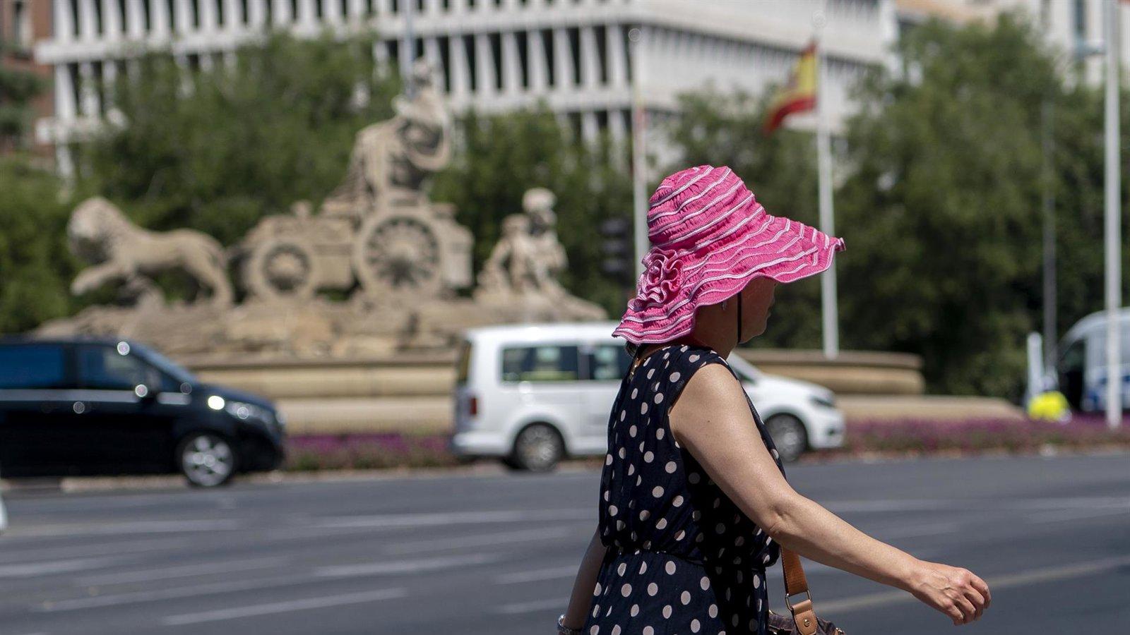 Madrid activa la alerta de riesgo alto por la ola de calor este domingo