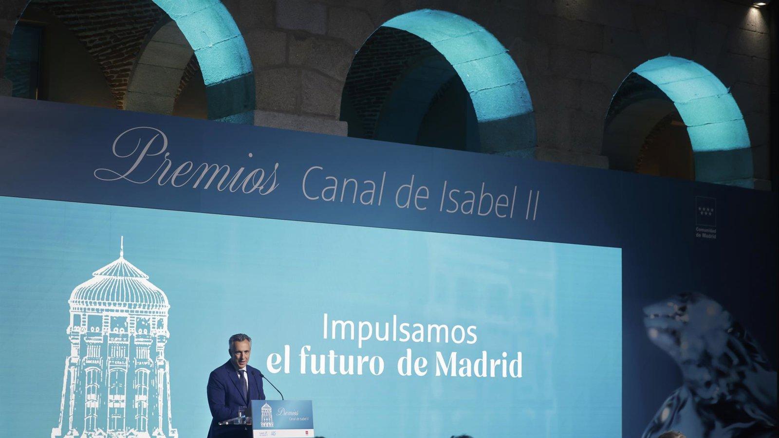 Madrid entrega los primeros Premios Canal de Isabel II