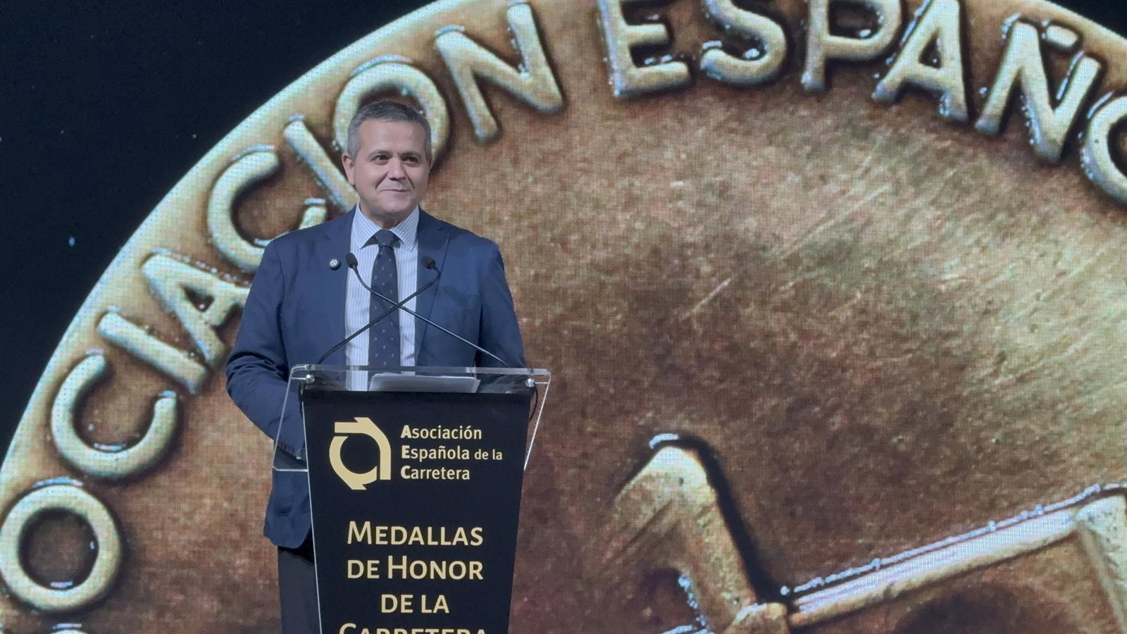 Medalla de Oro para la Comunidad de Madrid por el estado de sus carreteras