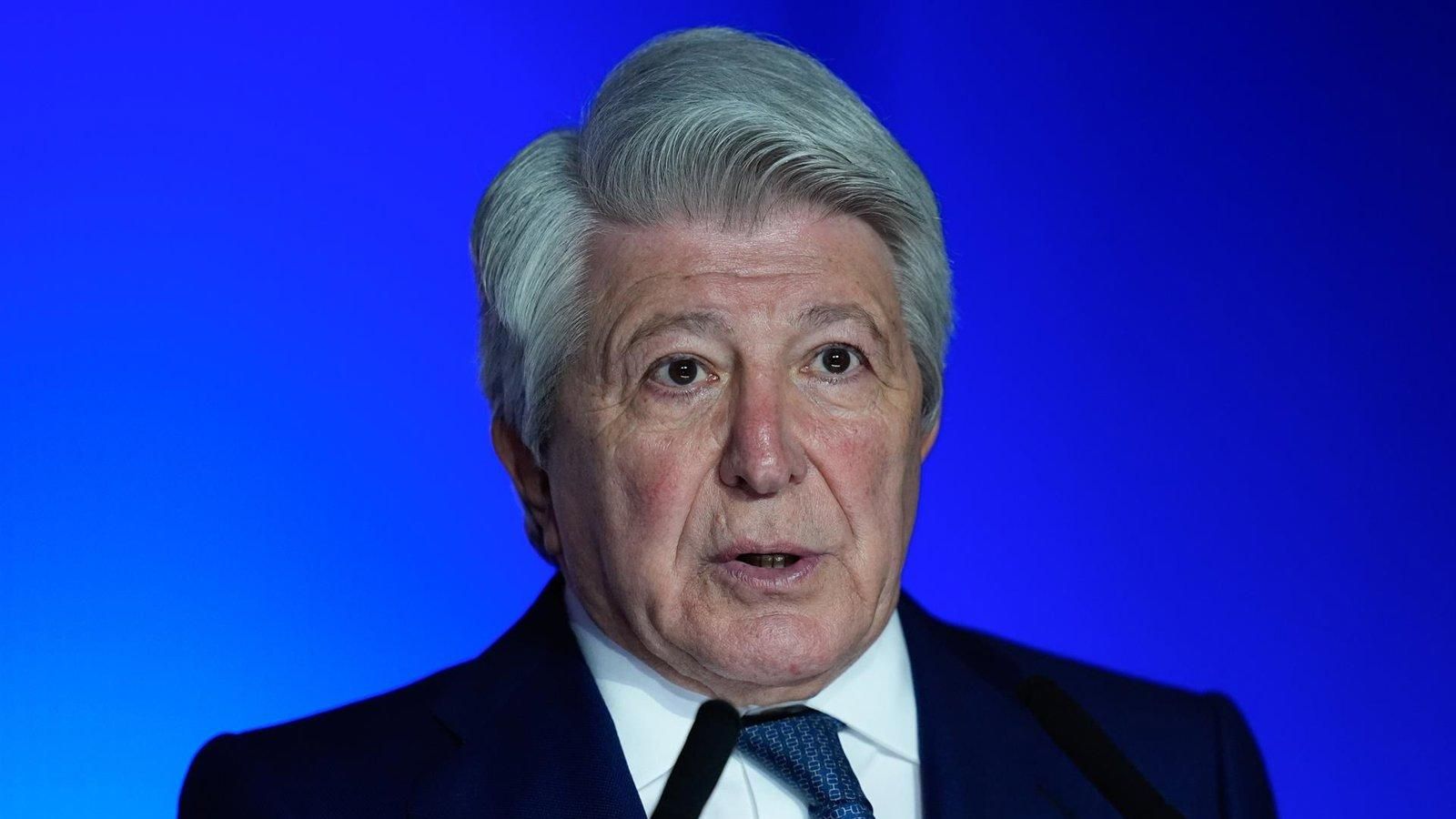 Cerezo vincula el cambio de estadio al crecimiento empresarial del Atlético