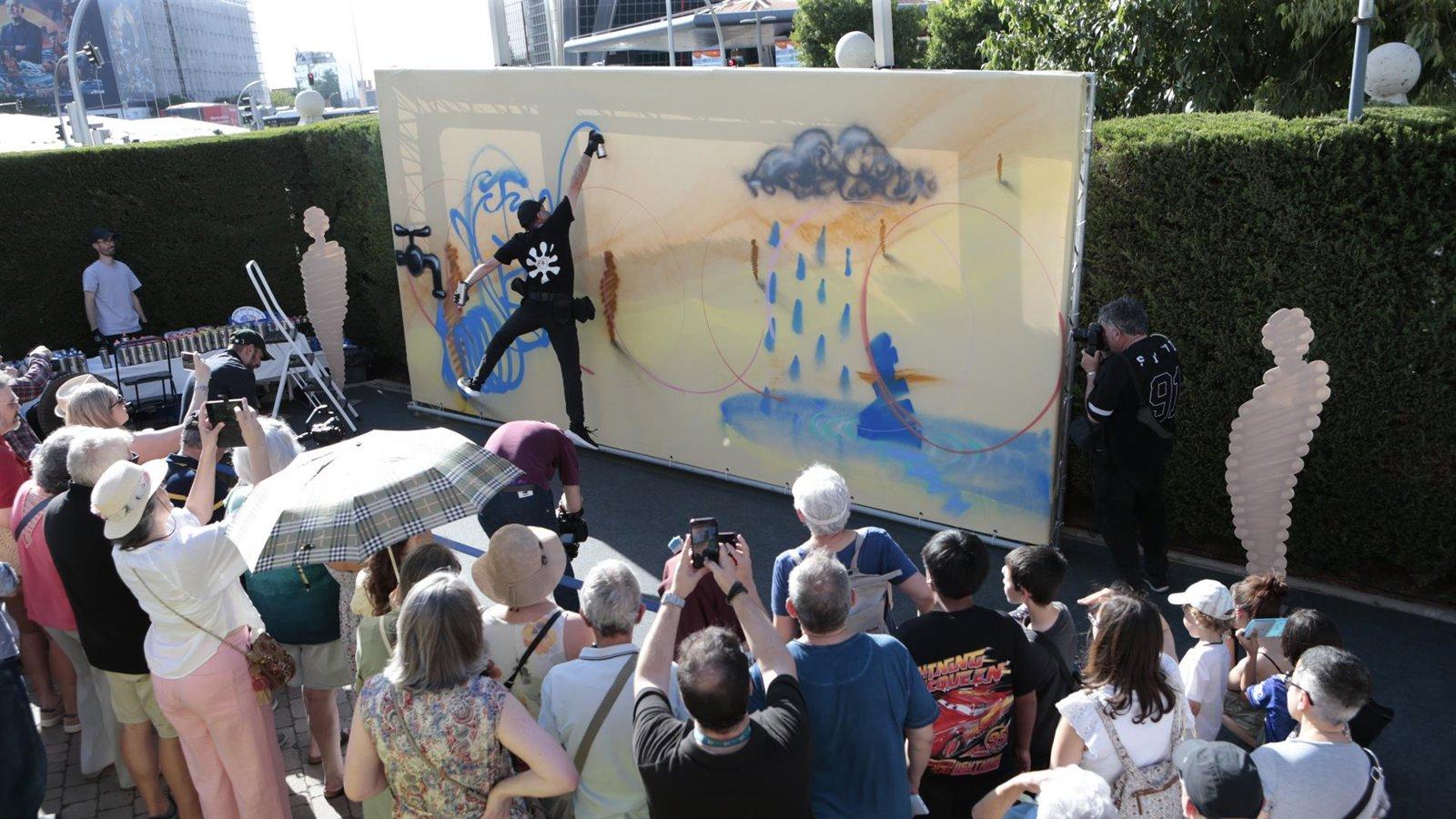 La Fundación Canal acerca el arte urbano con una creación en directo de SUSO33