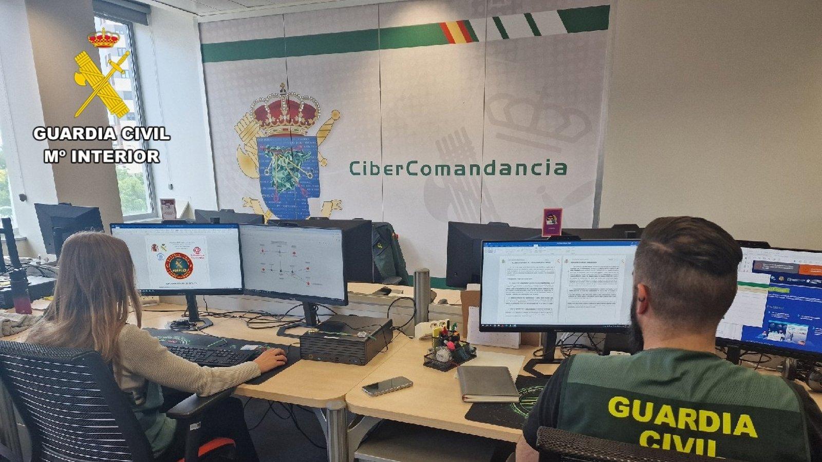 Investigadas dos mujeres en Madrid por estafar 5.000 euros mediante SMS falsos del banco