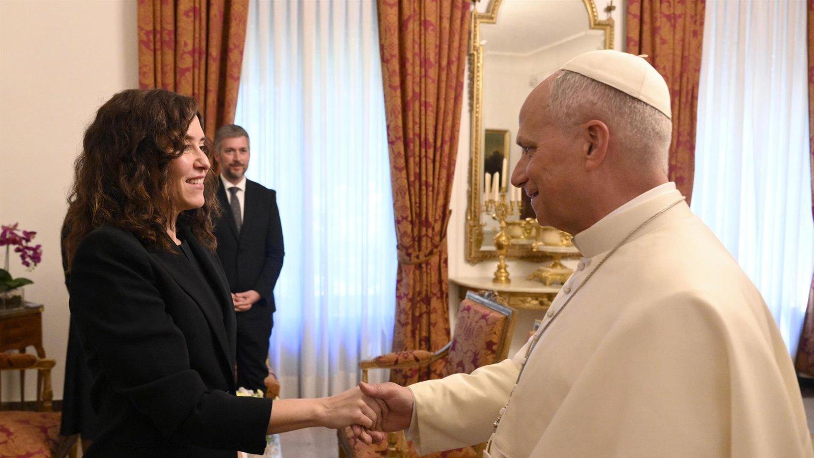 Ayuso se reúne con el Papa León XIV en la Nunciatura Apostólica