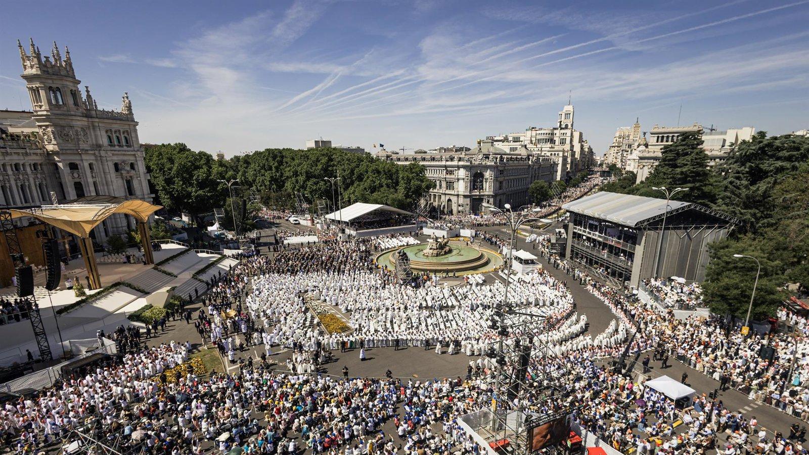 Samur atiende a 323 personas durante la misa del Papa en Cibeles