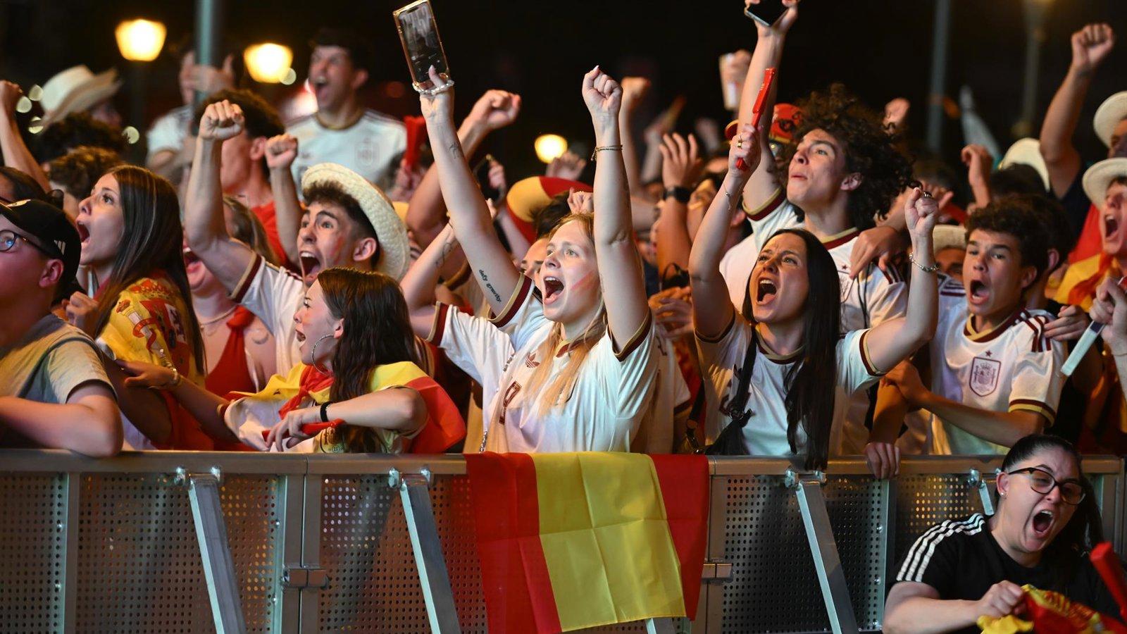 Dos pantallas gigantes en Madrid Río para ver a España 