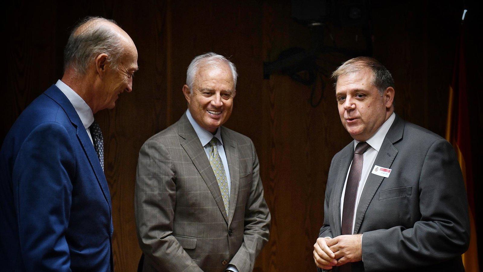 El PSOE admite "cabreo" tras la imputación del exjefe de gabinete