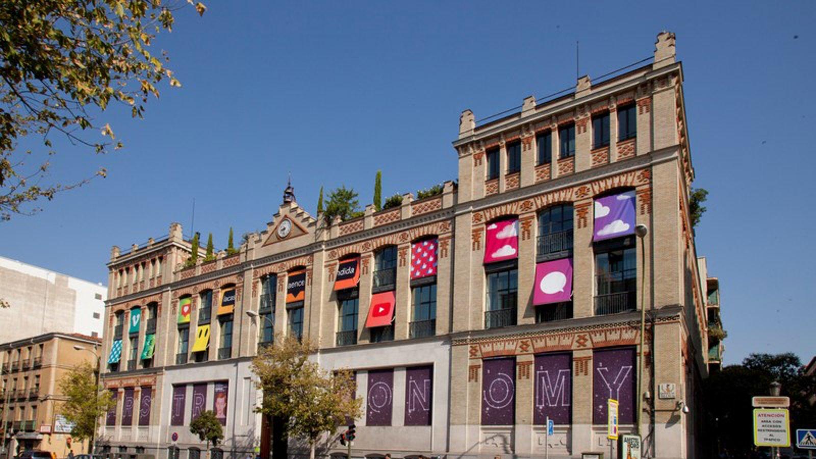 La Casa Encendida se convierte en refugio climático con conciertos, cine y juegos gratis