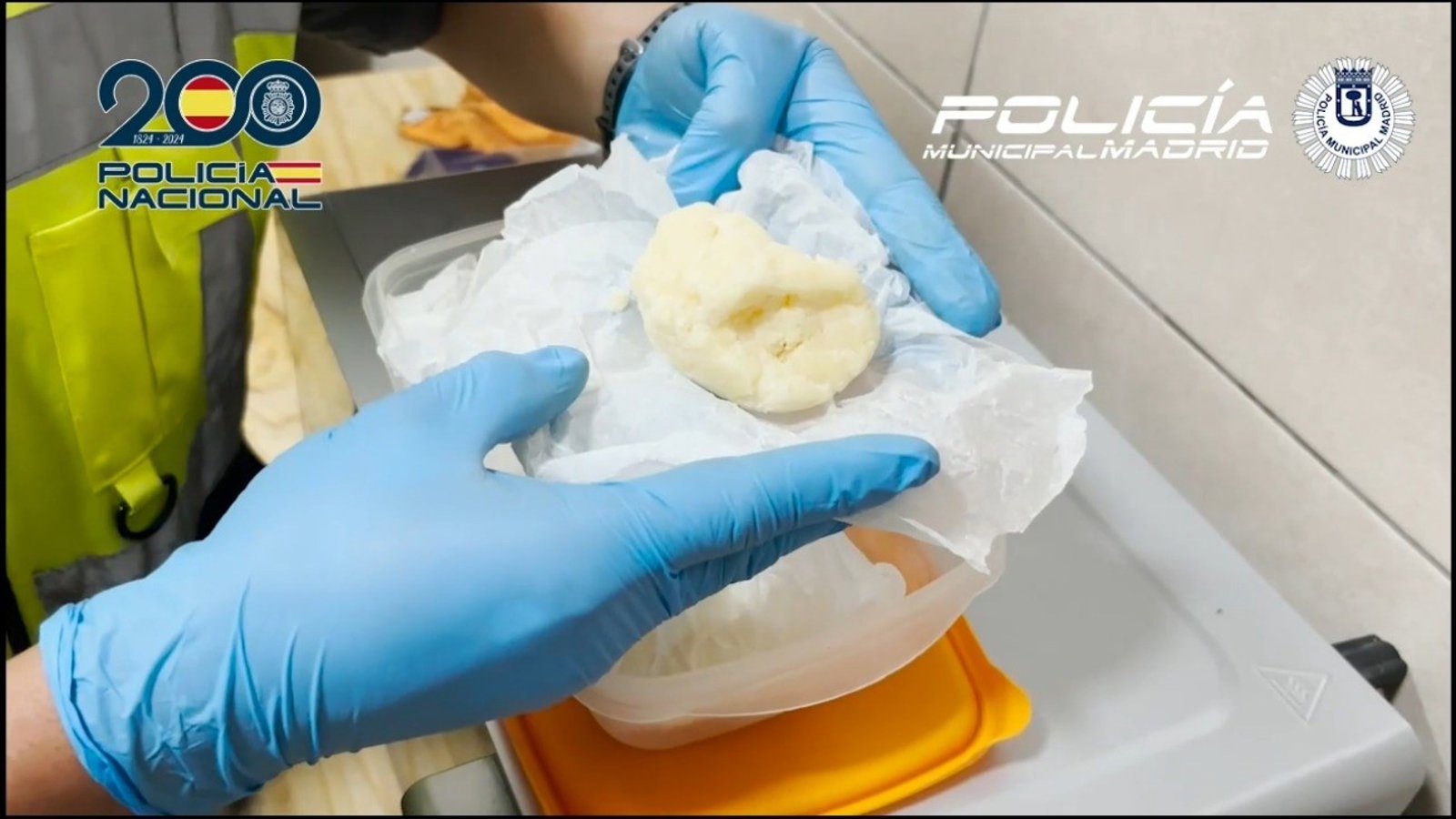 La Policía desmantela dos puntos de venta en San Blas-Canillejas donde se comercializaba la sustancia WAX