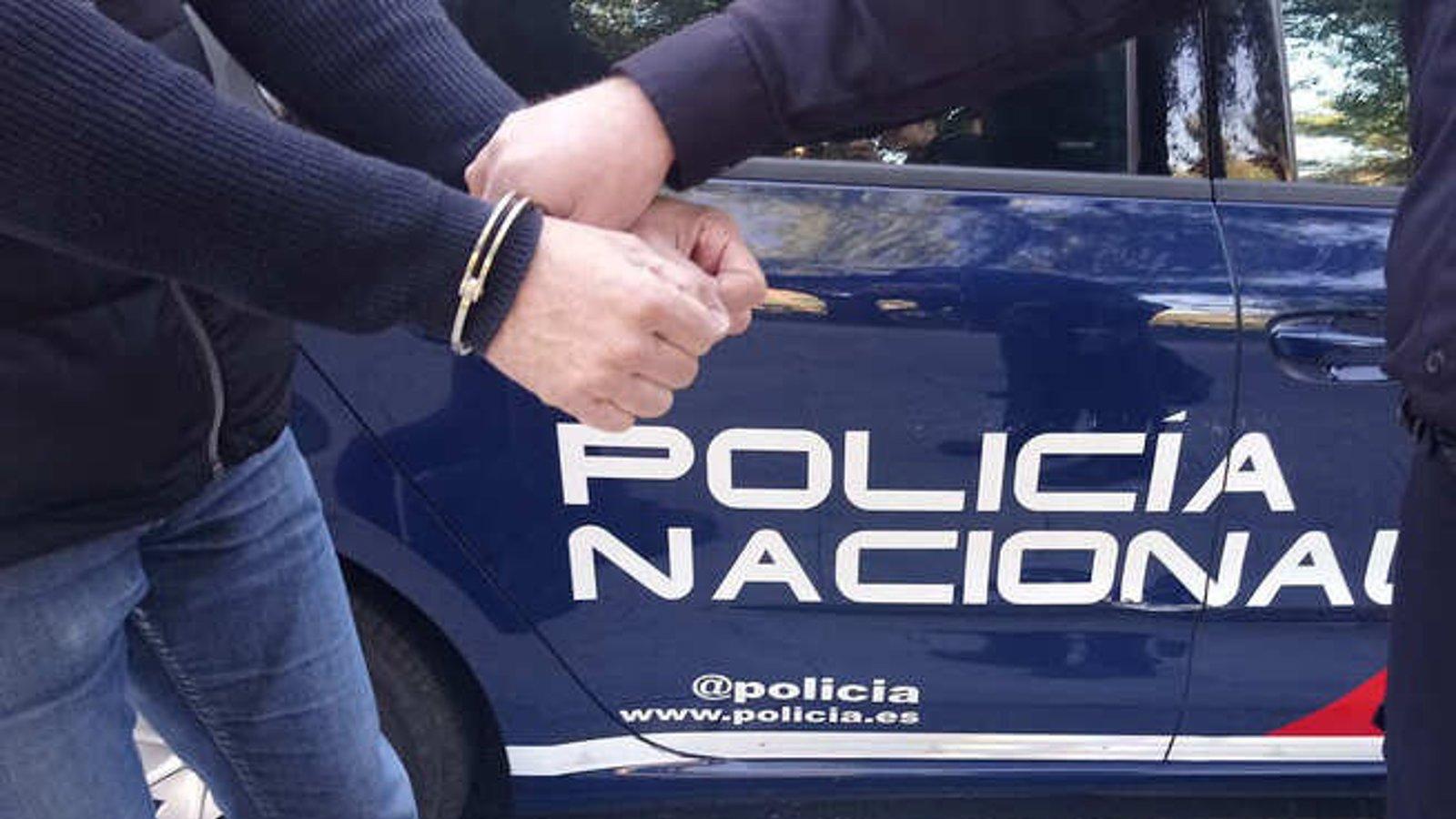 Detienen a un hombre por falsificar productos tecnológicos en Fuenlabrada