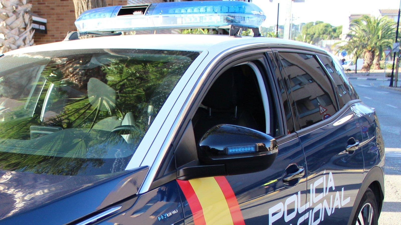 Detenidos dos hombres por tráfico de drogas en una peluquería de Carabanchel