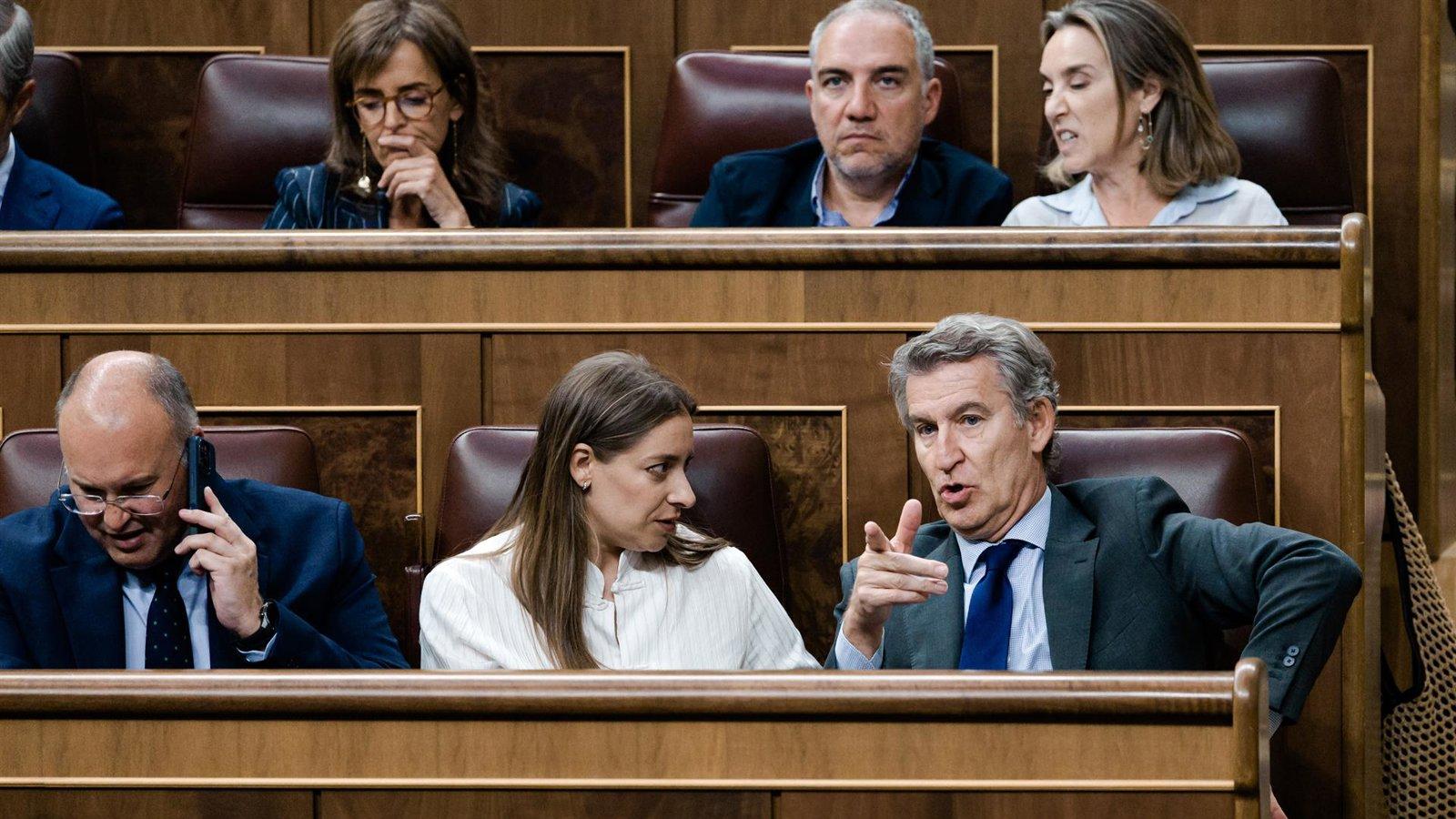 Muñoz critica que Sánchez pida perdón por Rajoy y no por la corrupción