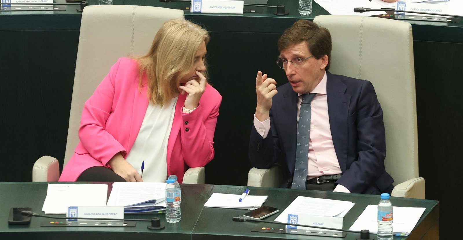 Sanz defiende cinco años de empadronamiento para acceder a una vivienda