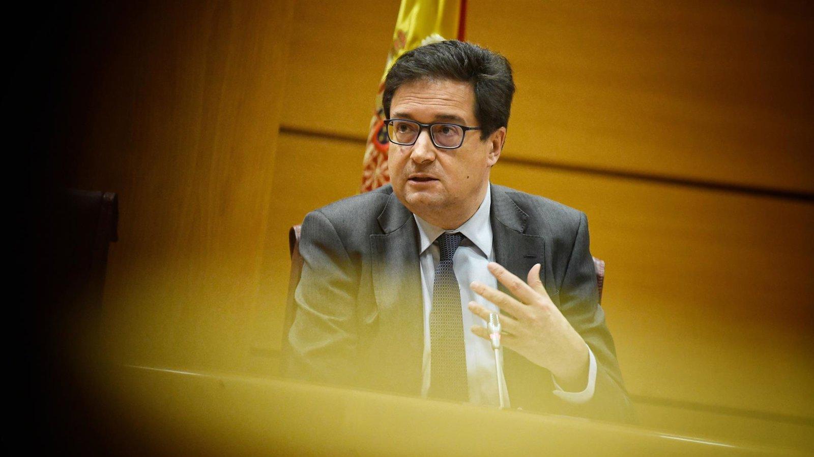 El Gobierno reasigna frecuencias para ferrocarriles y redes 5G privadas
