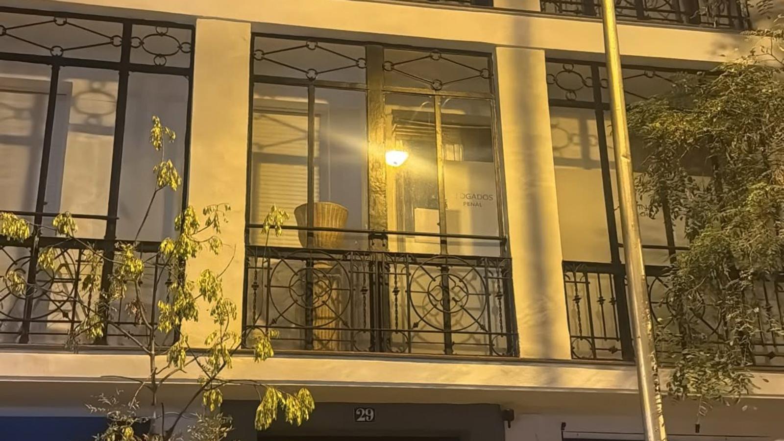 Varios individuos entran en Ospina Abogados y roban la documentación de Vito Quiles