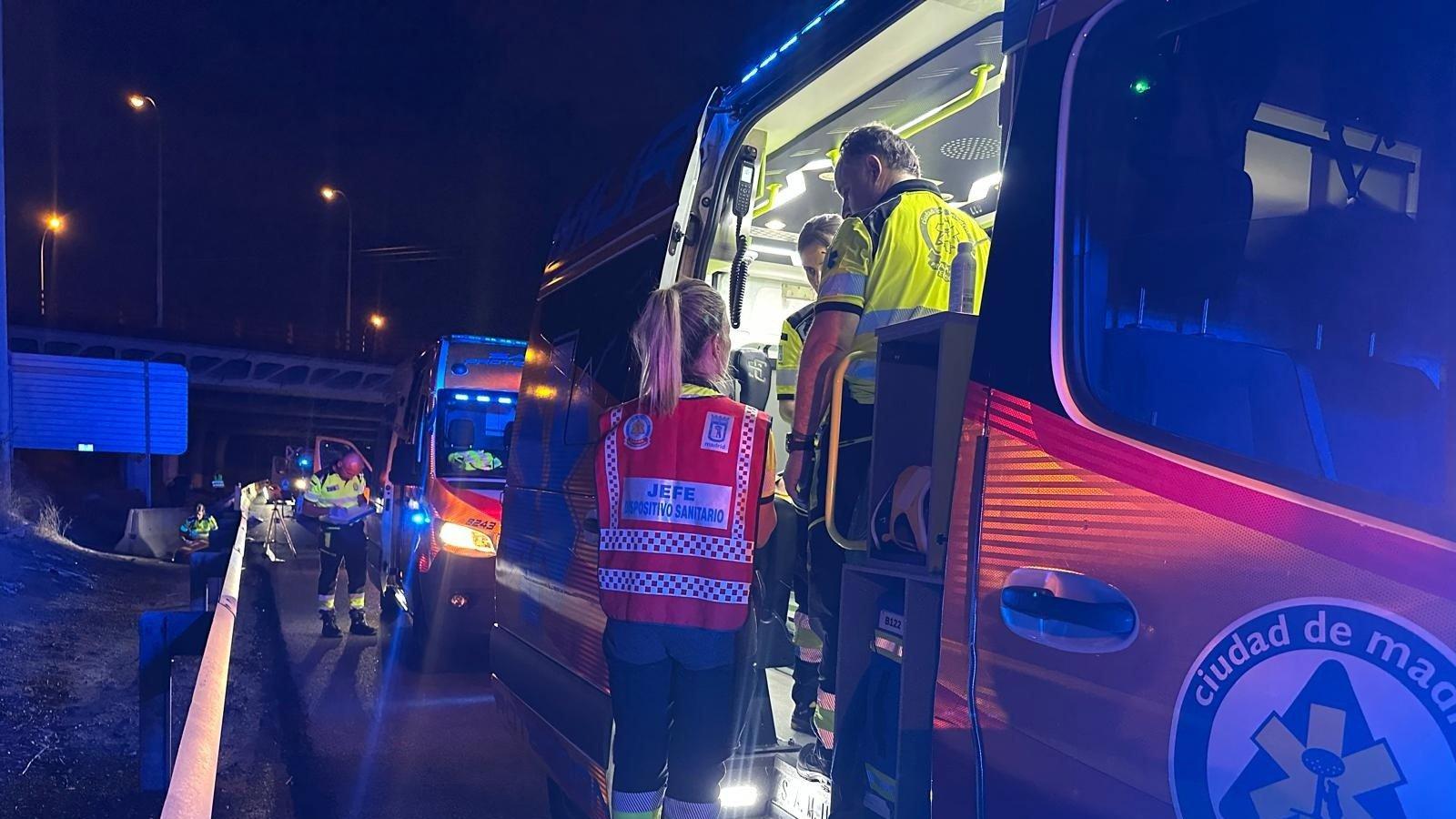 Un muerto y siete heridos en dos accidentes simultáneos en la A4 y la M31 de Madrid