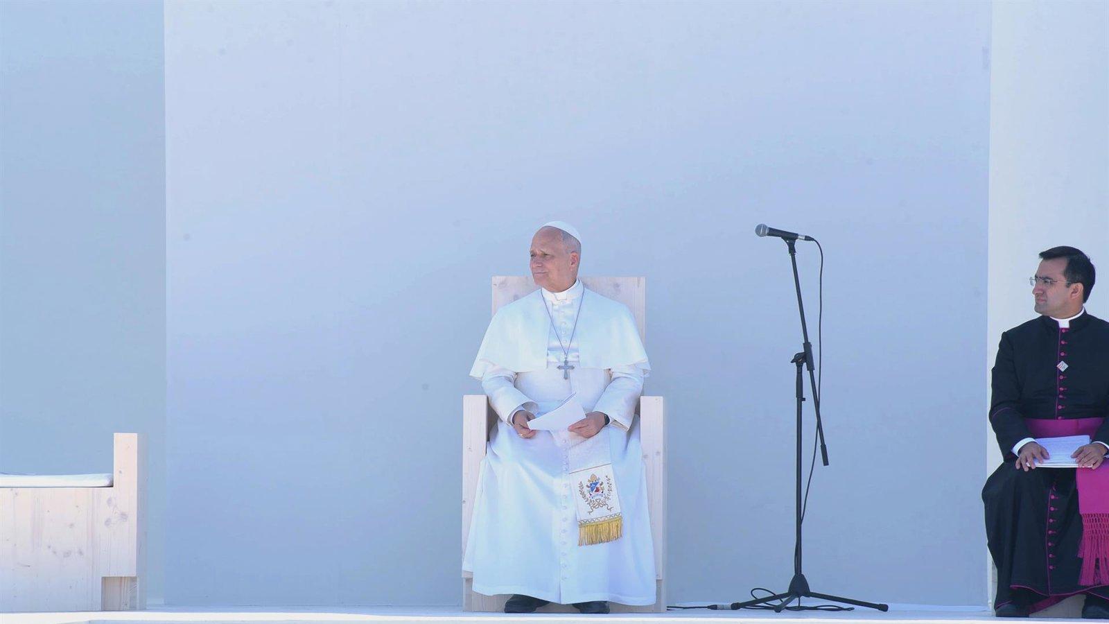 León XIV regresa al Vaticano tras 23 días de descanso en Castel Gandolfo