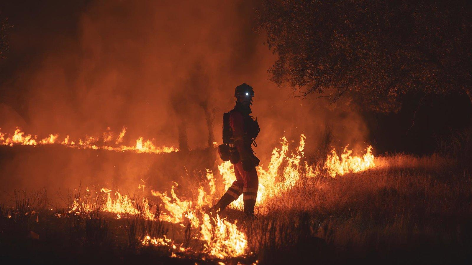El Gobierno defiende la coordinación en la respuesta al incendio de Almorox y Villa del Prado