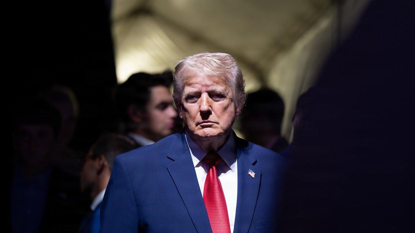 Trump asegura que el Ejército estadounidense controla el paso de Ormuz