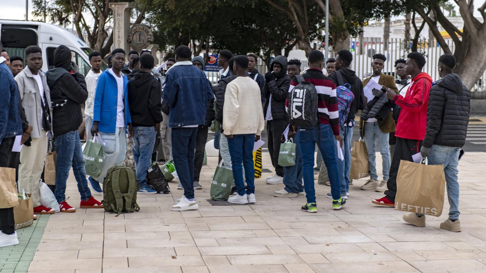 Más del 50% de africanos occidentales piensa en emigrar Más del 50% de africanos occidentales piensa en emigrar