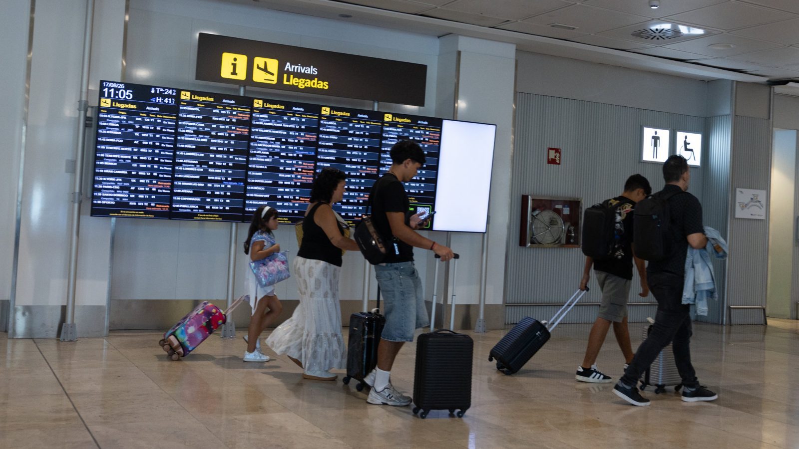 Barajas programa 4.972 vuelos en la operación retorno de agosto Barajas programa 4.972 vuelos en la operación retorno de agosto