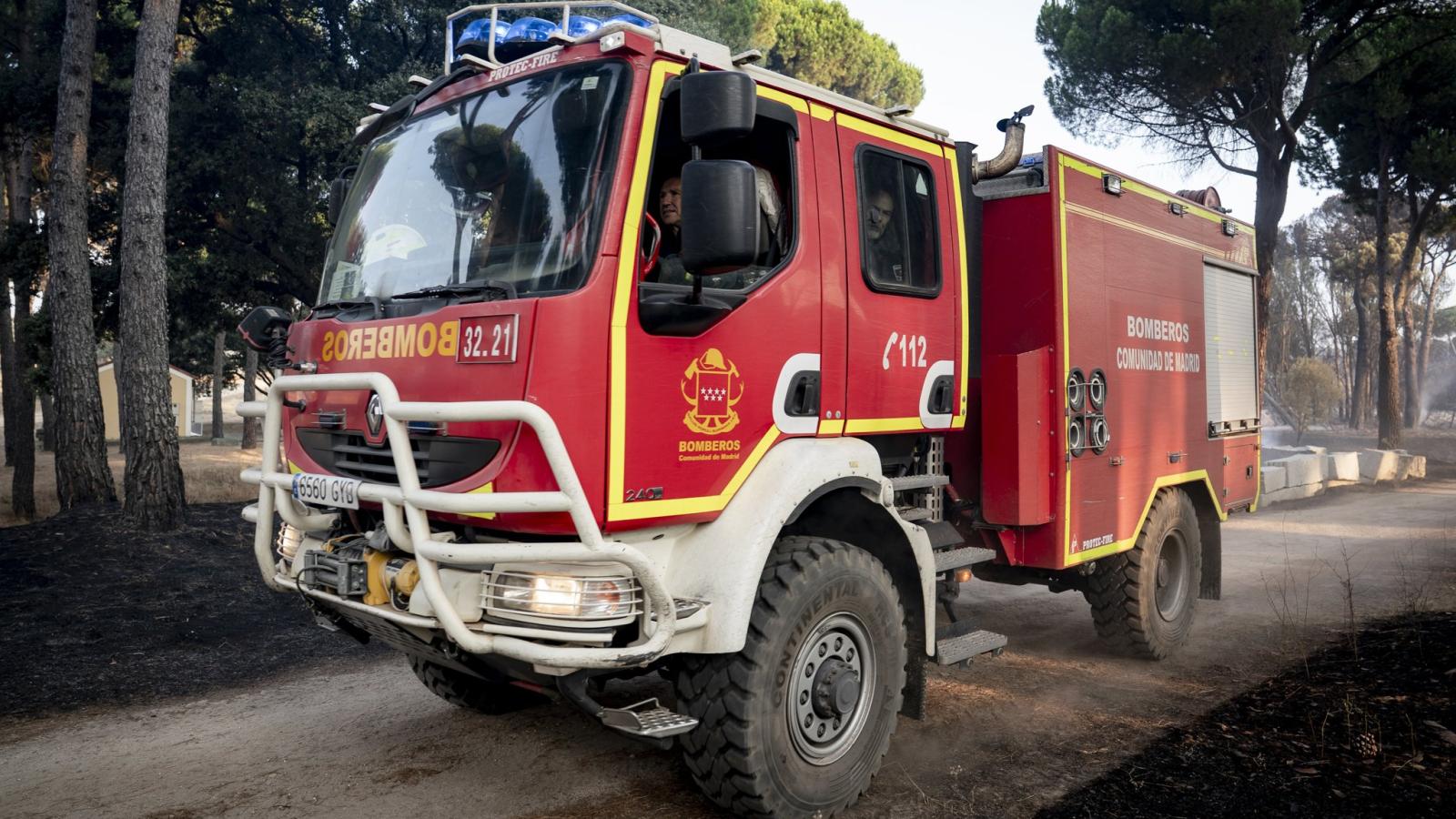 Confinados Aldea del Fresno y Villamantilla por un incendio forestal Confinados Aldea del Fresno y Villamantilla por un incendio forestal