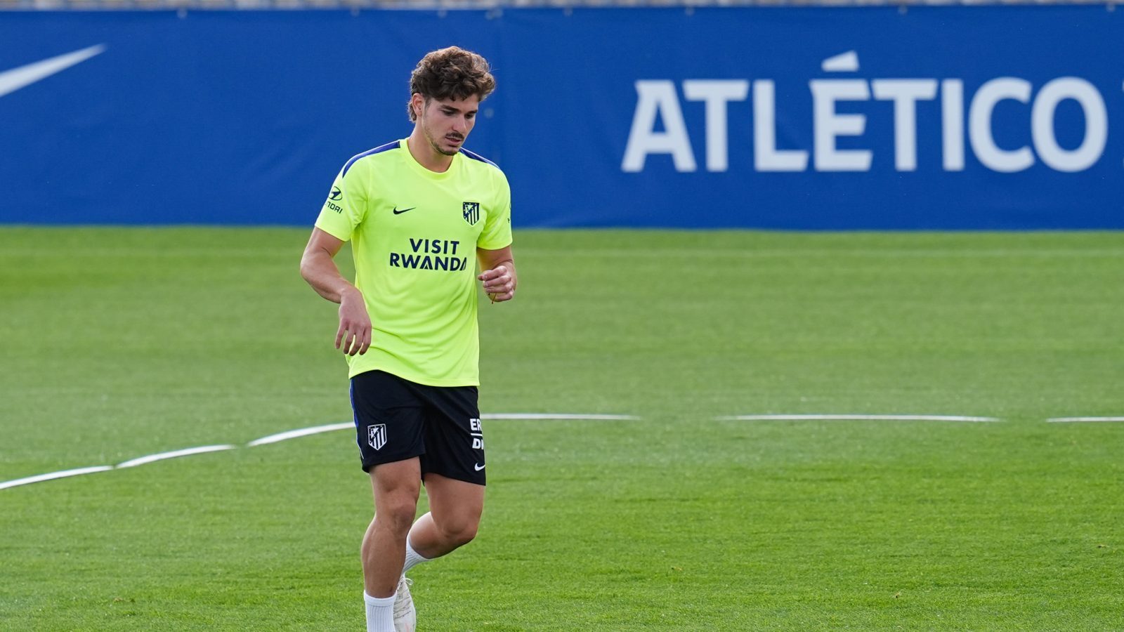 El Atlético busca otra victoria con Julián bajo los focos El Atlético busca otra victoria con Julián bajo los focos