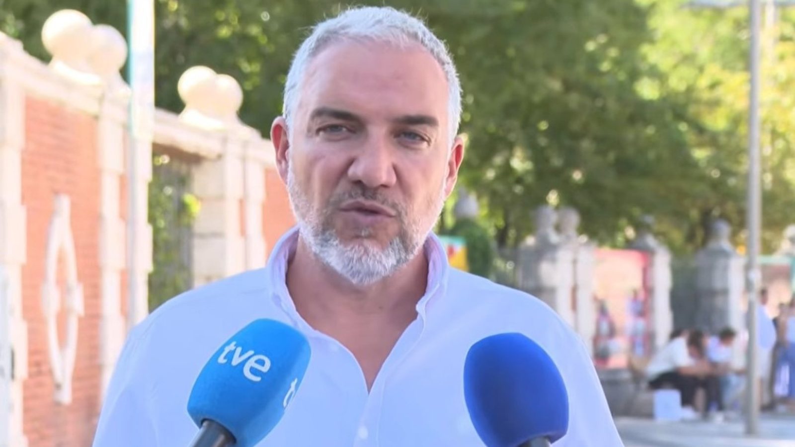 Bendodo acusa al Gobierno de "incapacidad" por la crisis de Ceuta Bendodo acusa al Gobierno de "incapacidad" por la crisis de Ceuta