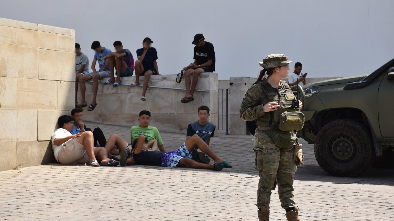 Bruselas insiste: los migrantes que entraron ilegalmente en Ceuta deben ser devueltos Bruselas insiste: los migrantes que entraron ilegalmente en Ceuta deben ser devueltos