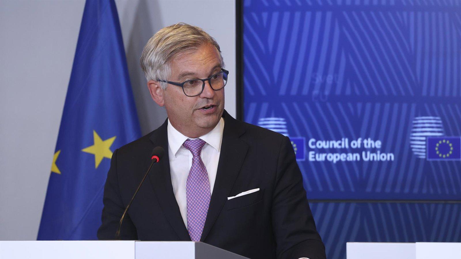 Comisario europeo elogia la respuesta a la crisis de Ceuta