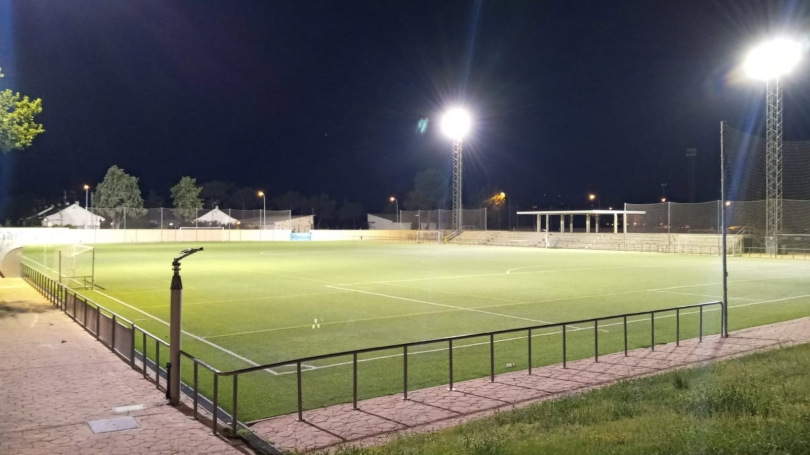 Roban 1.500 metros de cable en la Ciudad Deportiva de Villalba