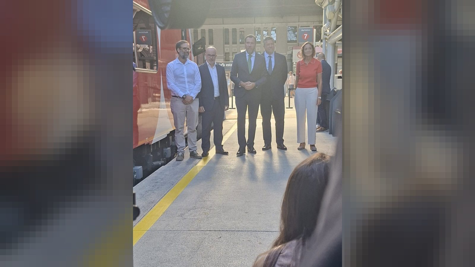 El Gobierno presenta las nuevas unidades de Cercanías de hasta 200 metros y casi 1.900 plazas El Gobierno presenta las nuevas unidades de Cercanías de hasta 200 metros y casi 1.900 plazas