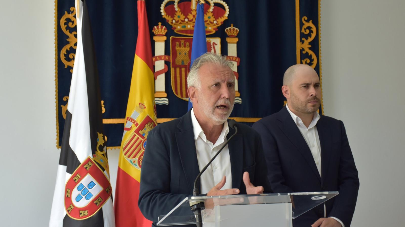 De Paco tacha de "parche" la coordinación de Torres en la crisis de Ceuta De Paco tacha de "parche" la coordinación de Torres en la crisis de Ceuta