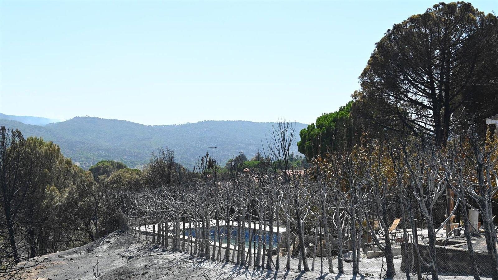 Cierre del Pantano de San Juan y Playa del Alberche por daños del fuego Cierre del Pantano de San Juan y Playa del Alberche por daños del fuego