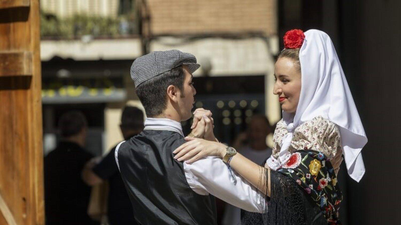 La Virgen de la Paloma llena La Latina de verbenas y música La Virgen de la Paloma llena La Latina de verbenas y música