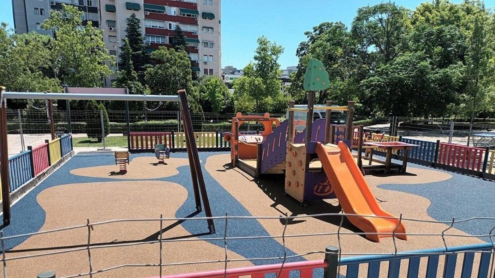 Fuenlabrada invierte 46.500 euros en renovar áreas infantiles Fuenlabrada invierte 46.500 euros en renovar áreas infantiles