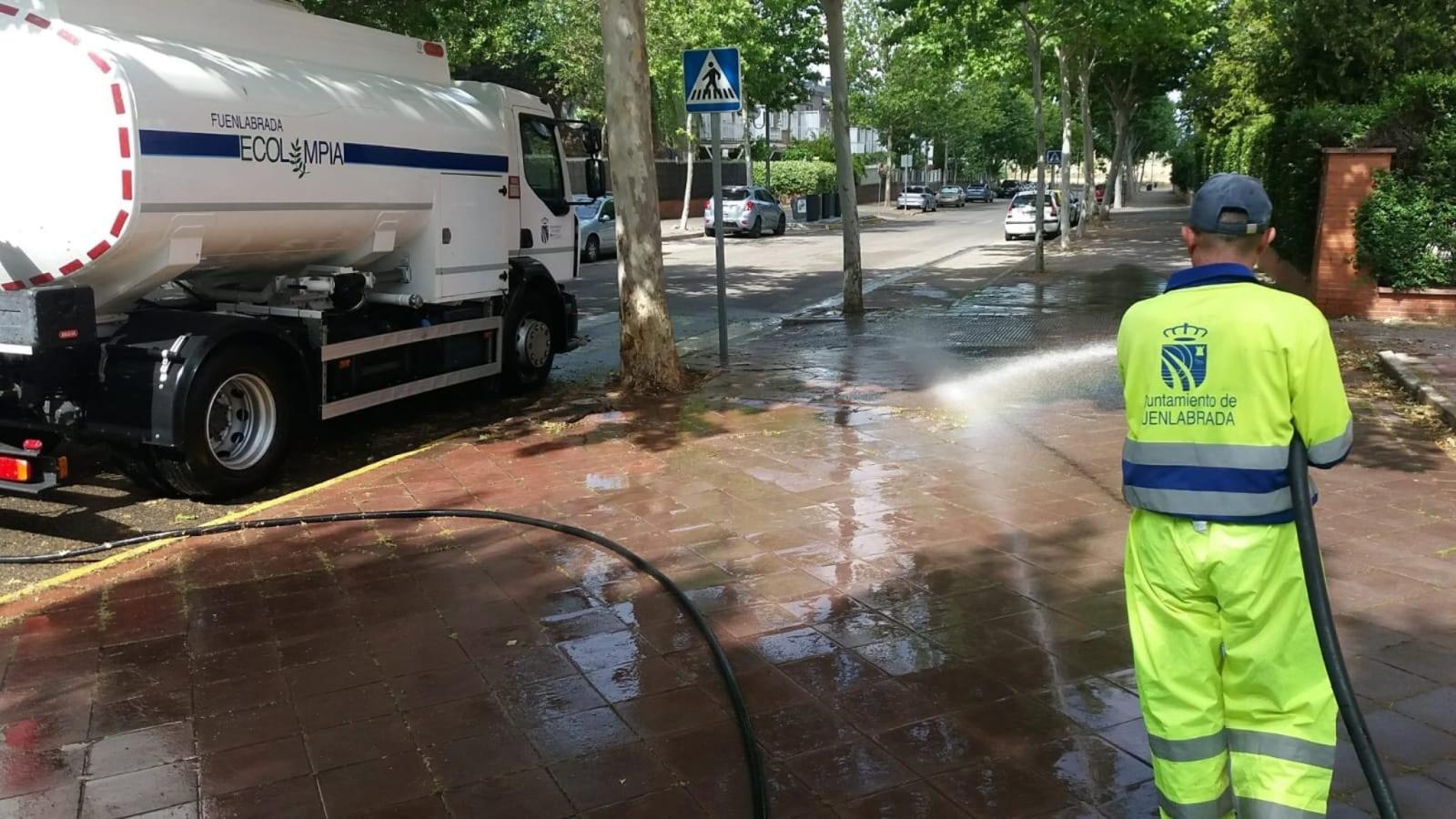 Fuenlabrada adjudica una nueva máquina barredora para la limpieza viaria Fuenlabrada adjudica una nueva máquina barredora para la limpieza viaria