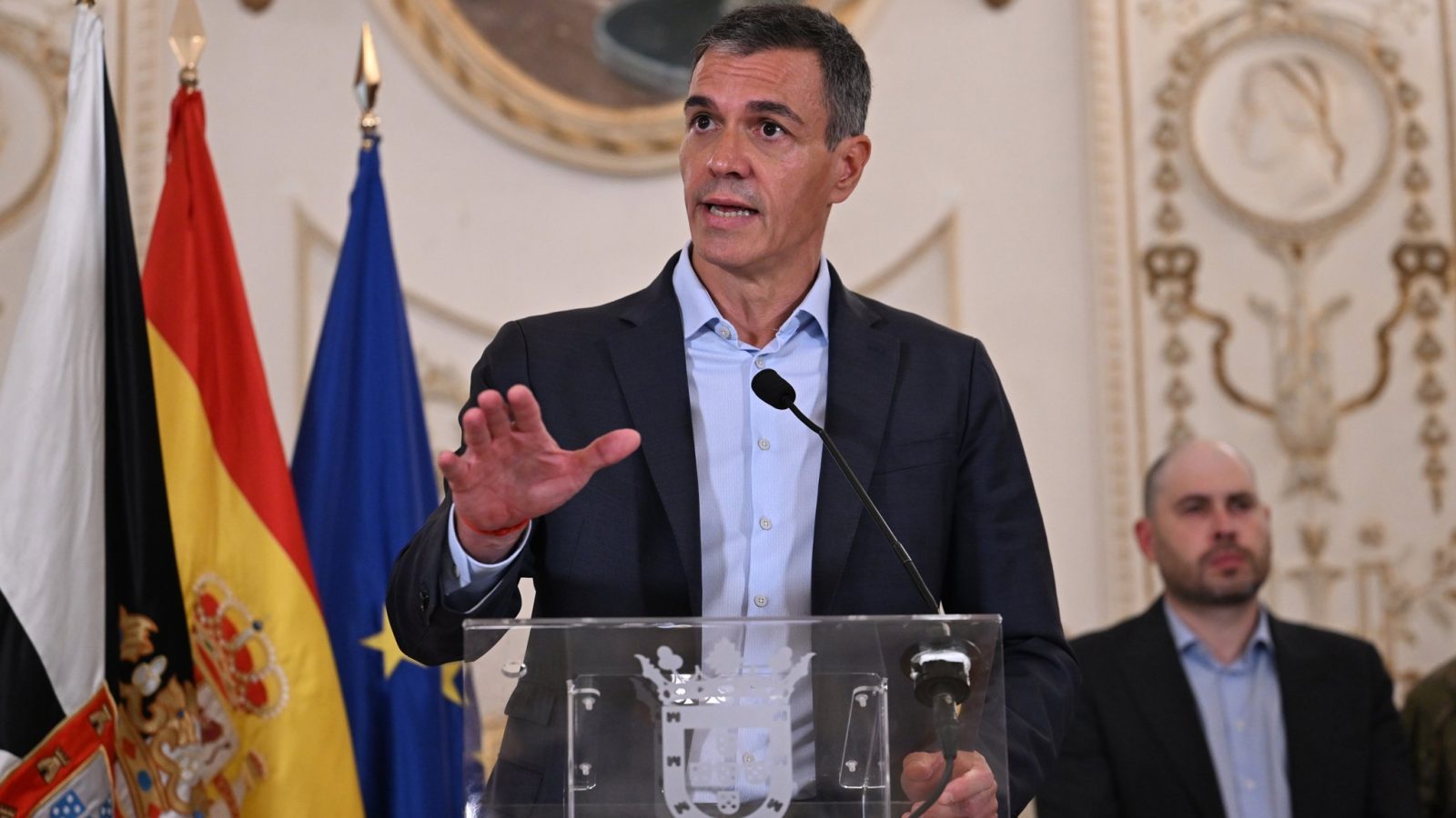 El Gobierno declara la emergencia nacional por Ceuta
