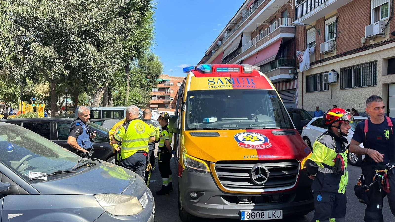 El atropello de una furgoneta deja grave a un hombre de 80 años en Villaverde tras caer de su bicicleta El atropello de una furgoneta deja grave a un hombre de 80 años en Villaverde tras caer de su bicicleta