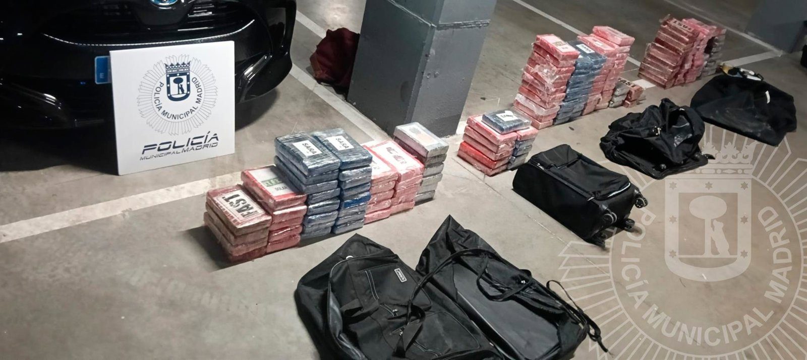 La Policía Municipal interviene 111 paquetes de cocaína en un aparcamiento de Hortaleza