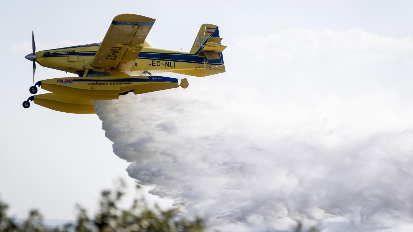 El incendio de Aldea del Fresno evoluciona