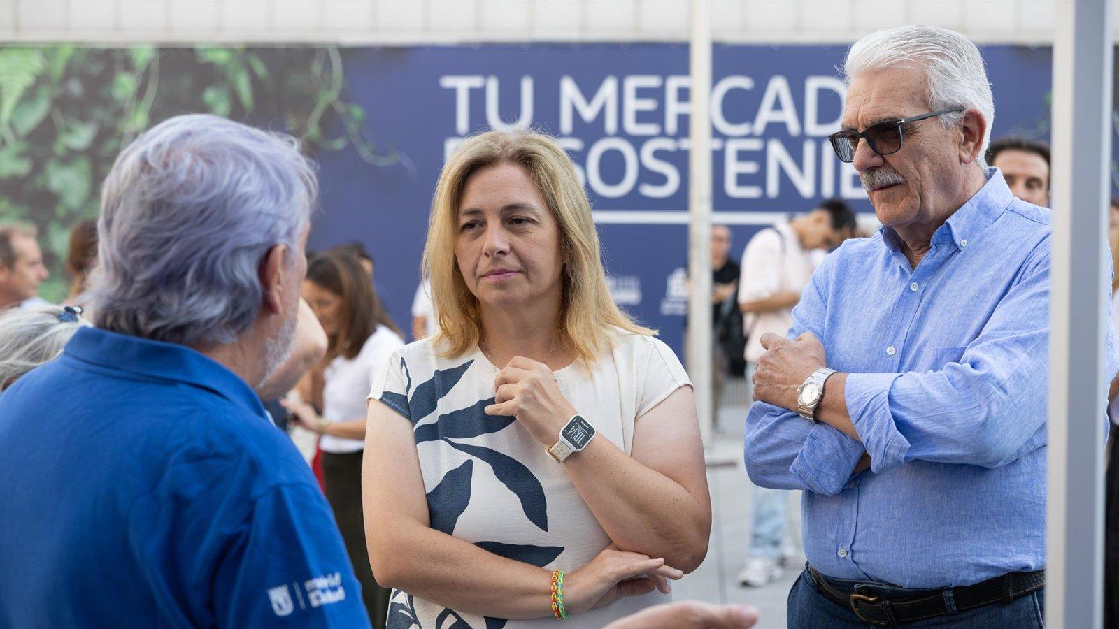 Sanz acusa al PSOE de "hipocresía" en el caso del ático Sanz acusa al PSOE de "hipocresía" en el caso del ático