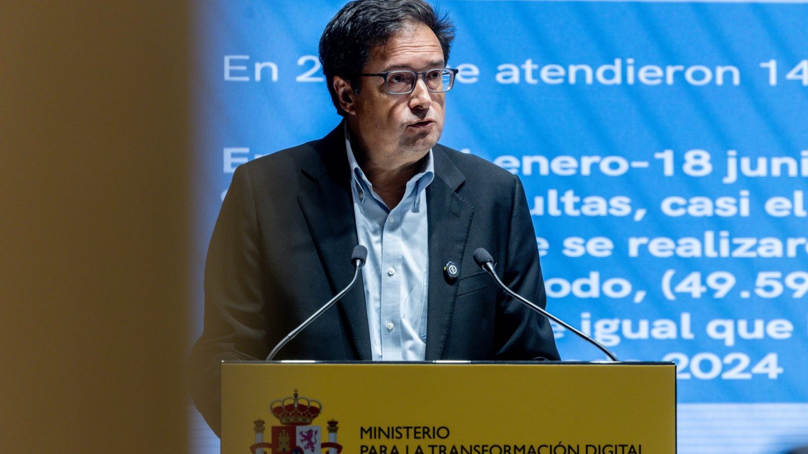 López respalda los centros de datos en España bajo criterios sostenibles López respalda los centros de datos en España bajo criterios sostenibles