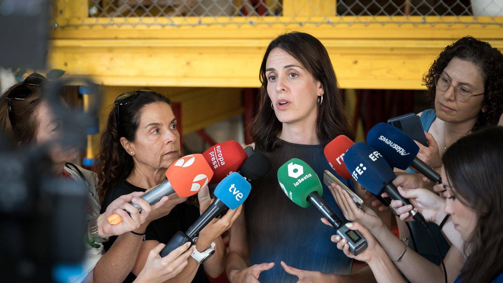 Maestre ironiza sobre Ayuso y reclama explicaciones a Almeida Maestre ironiza sobre Ayuso y reclama explicaciones a Almeida