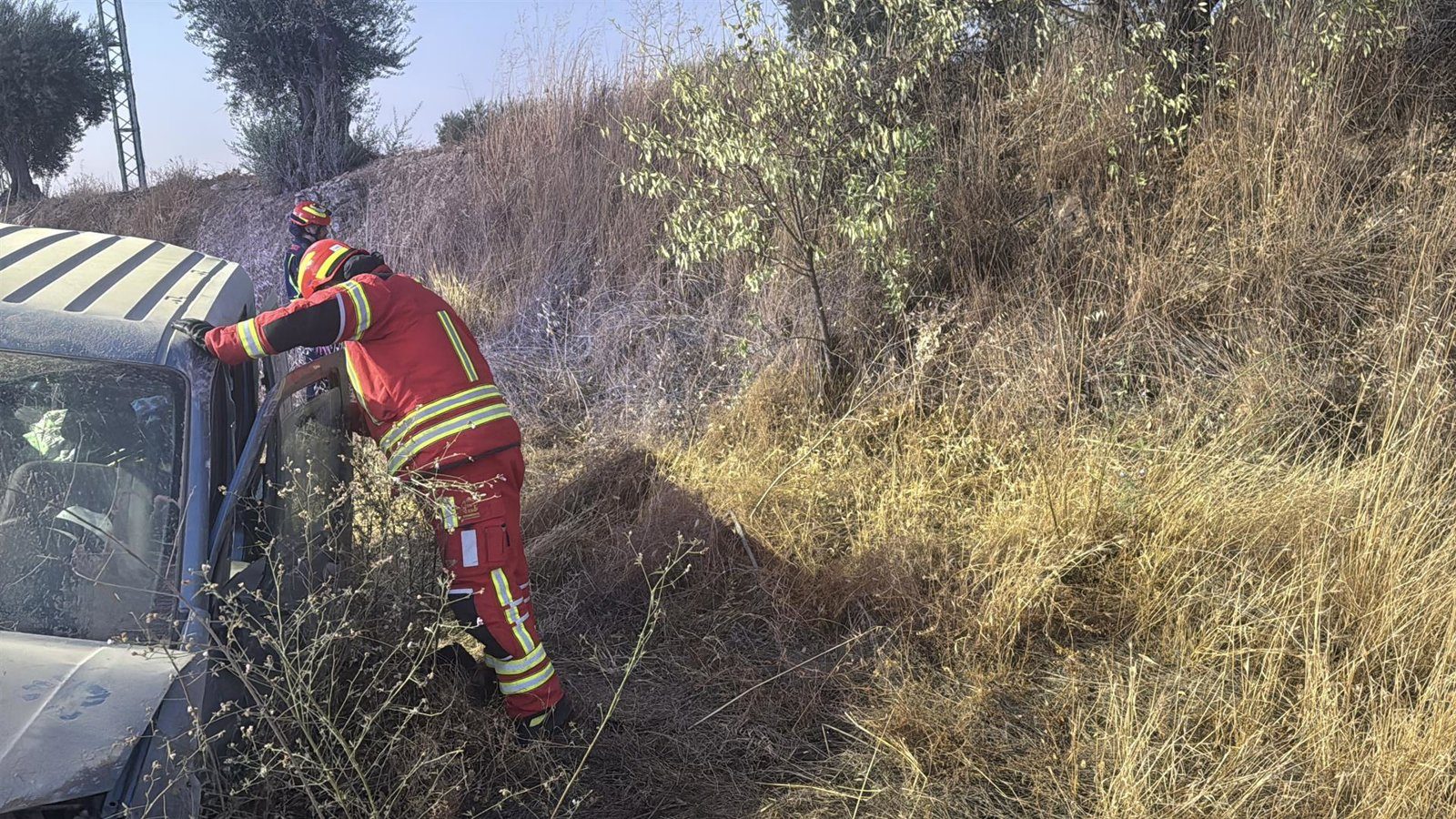 Fallece un joven de 21 años tras salir expulsado de una furgoneta en la M-404 en Chinchón