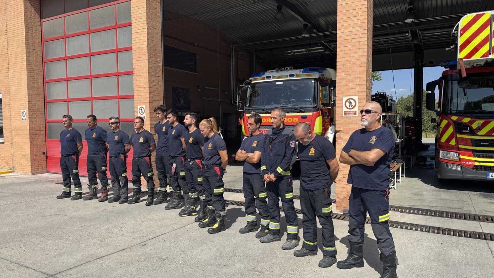 Los bomberos de Madrid homenajean al soldado de la UME fallecido Los bomberos de Madrid homenajean al soldado de la UME fallecido