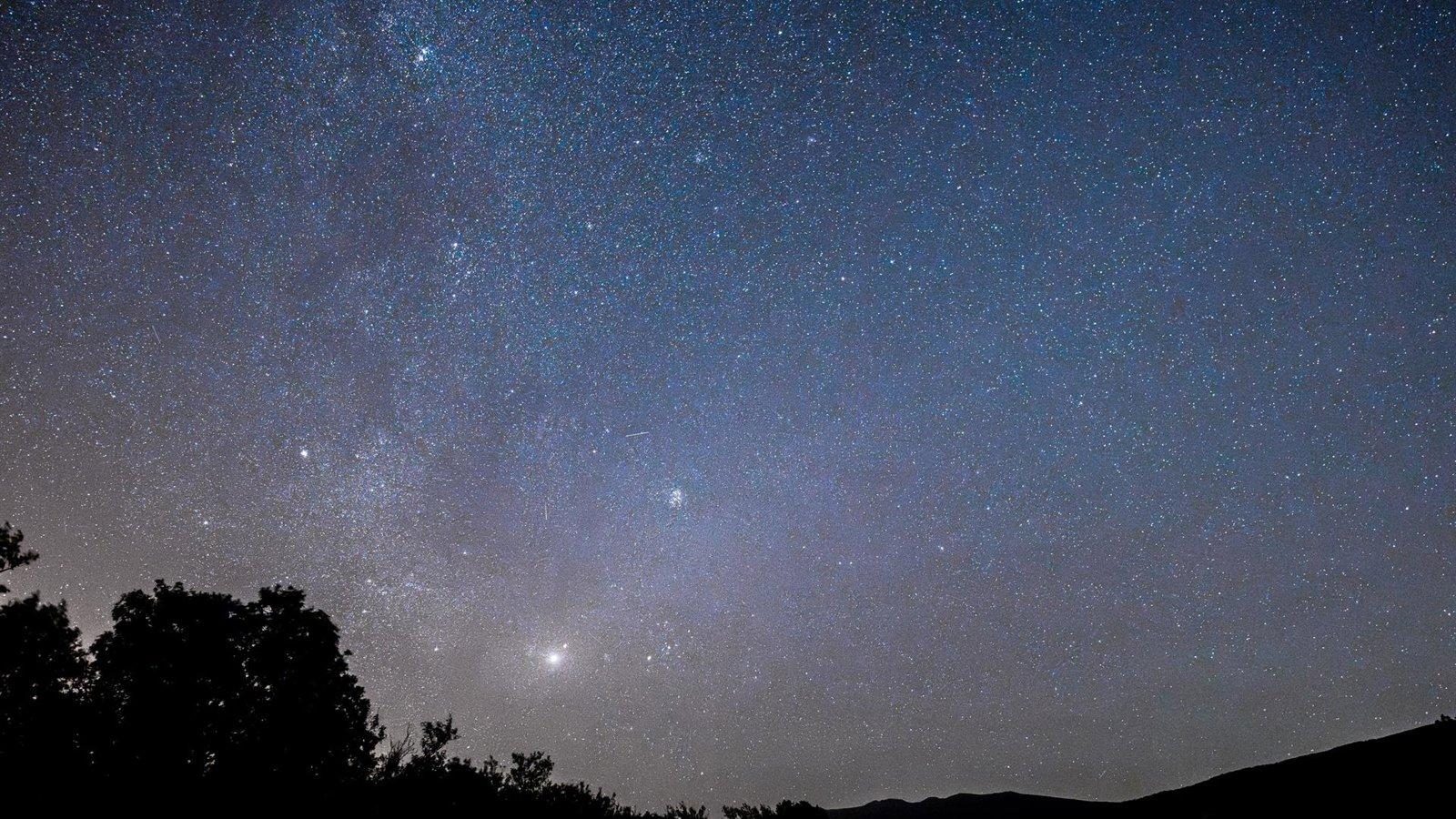 Tras el eclipse, llegan las Perseidas: dónde verlas en Madrid Tras el eclipse, llegan las Perseidas: dónde verlas en Madrid