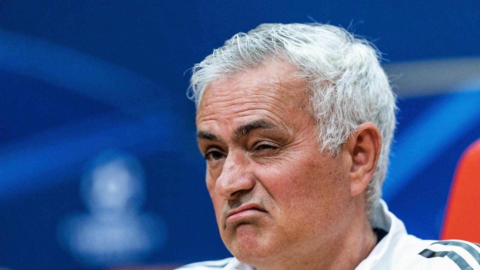 Mourinho cierra la pretemporada blanca contra el Schalke 04 Mourinho cierra la pretemporada blanca contra el Schalke 04